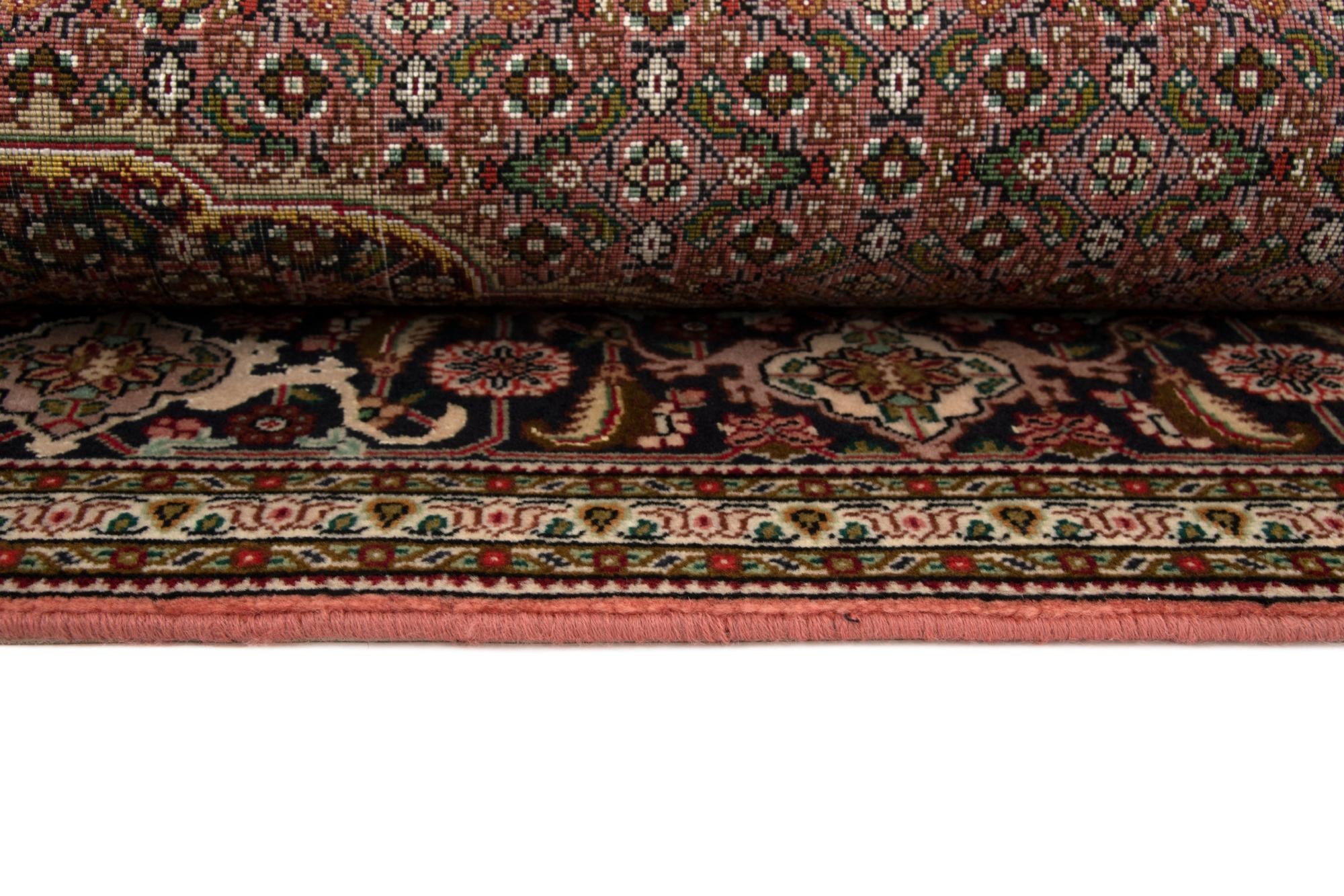 5' 1 x 6' 10 Tabriz Rug