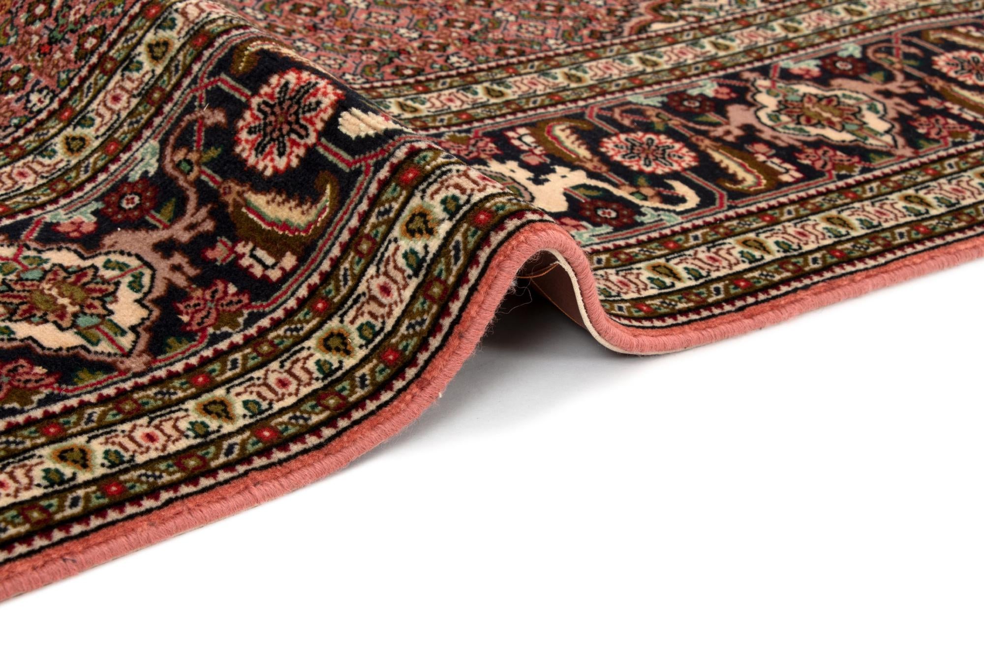 5' 1 x 6' 10 Tabriz Rug