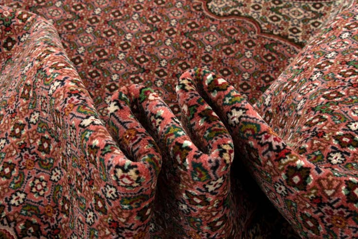 Detail image of 5' 1 x 6' 10 Tabriz Rug
