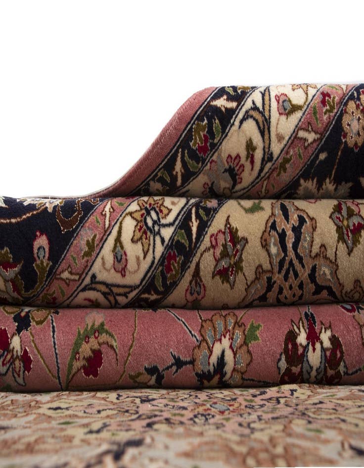 Detail image of 9' 10 x 13' 3 Tabriz Rug