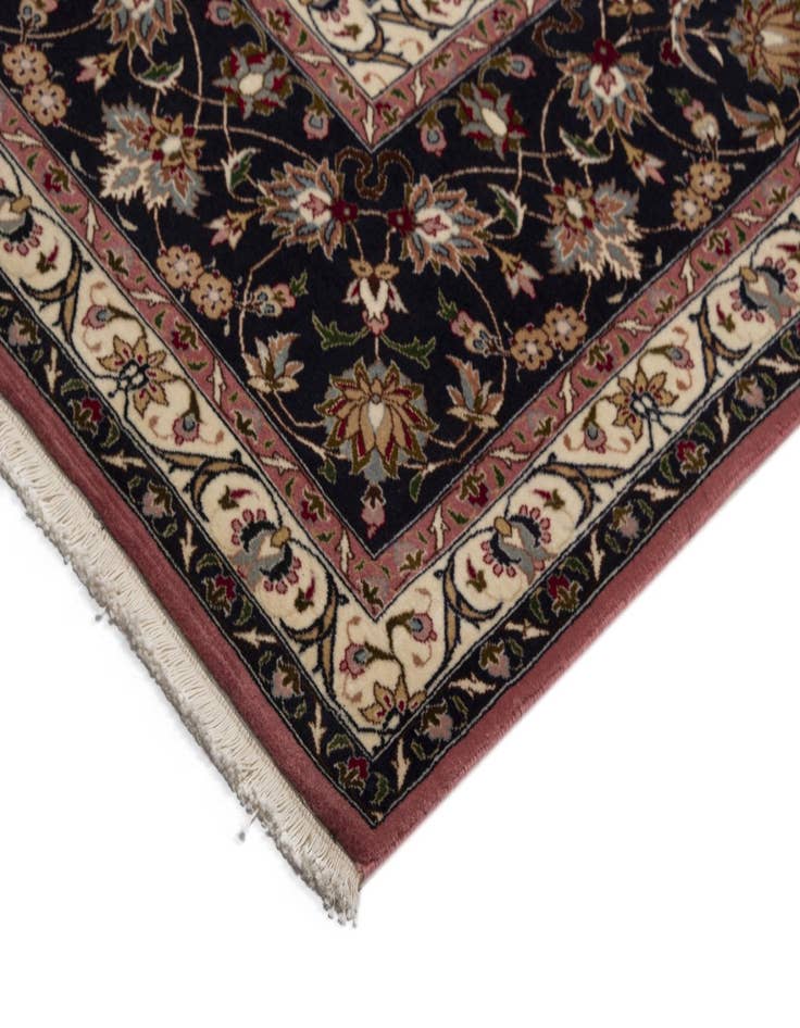 Detail image of 9' 10 x 13' 3 Tabriz Rug