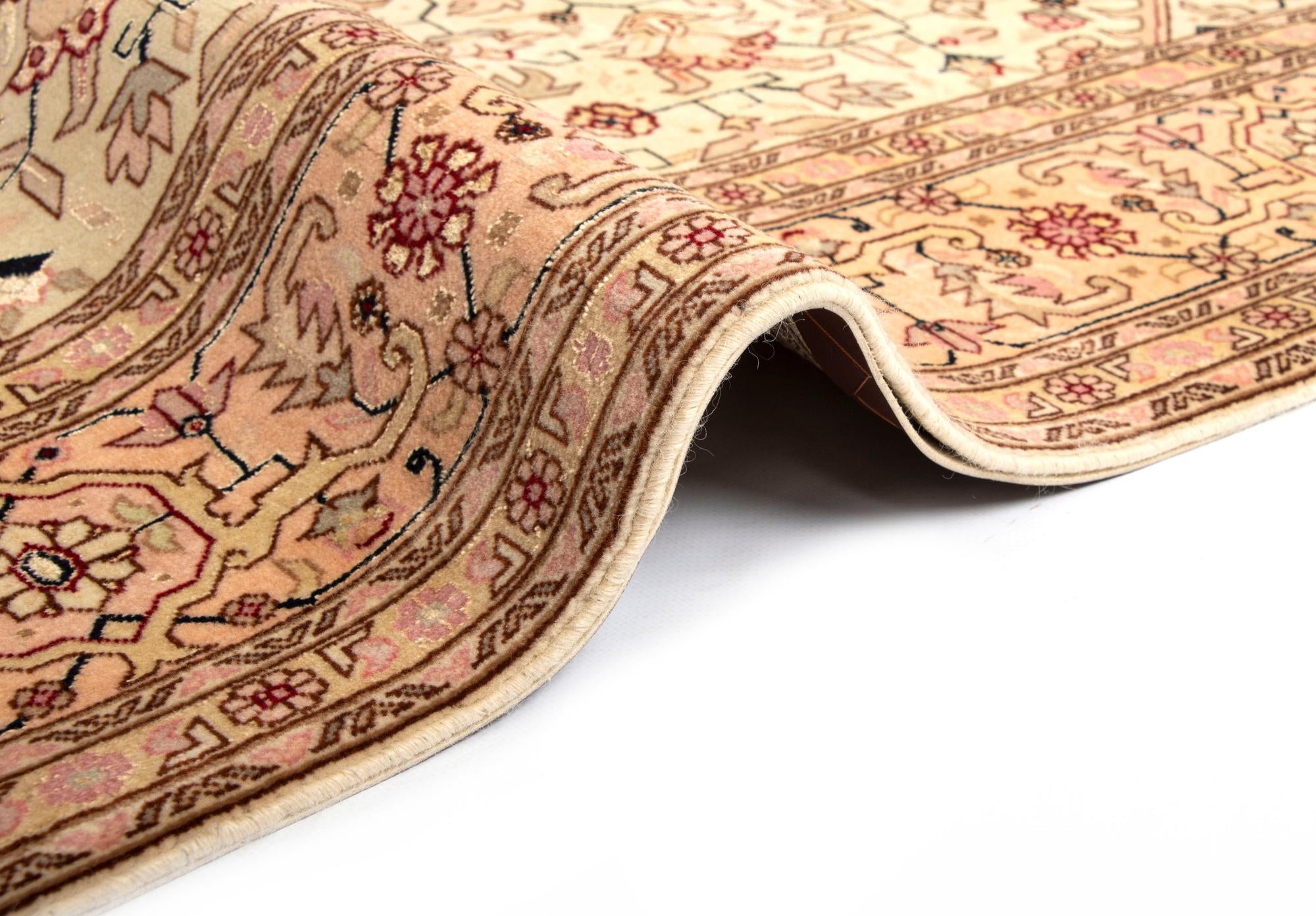 4' 11 x 6' 9 Tabriz Rug