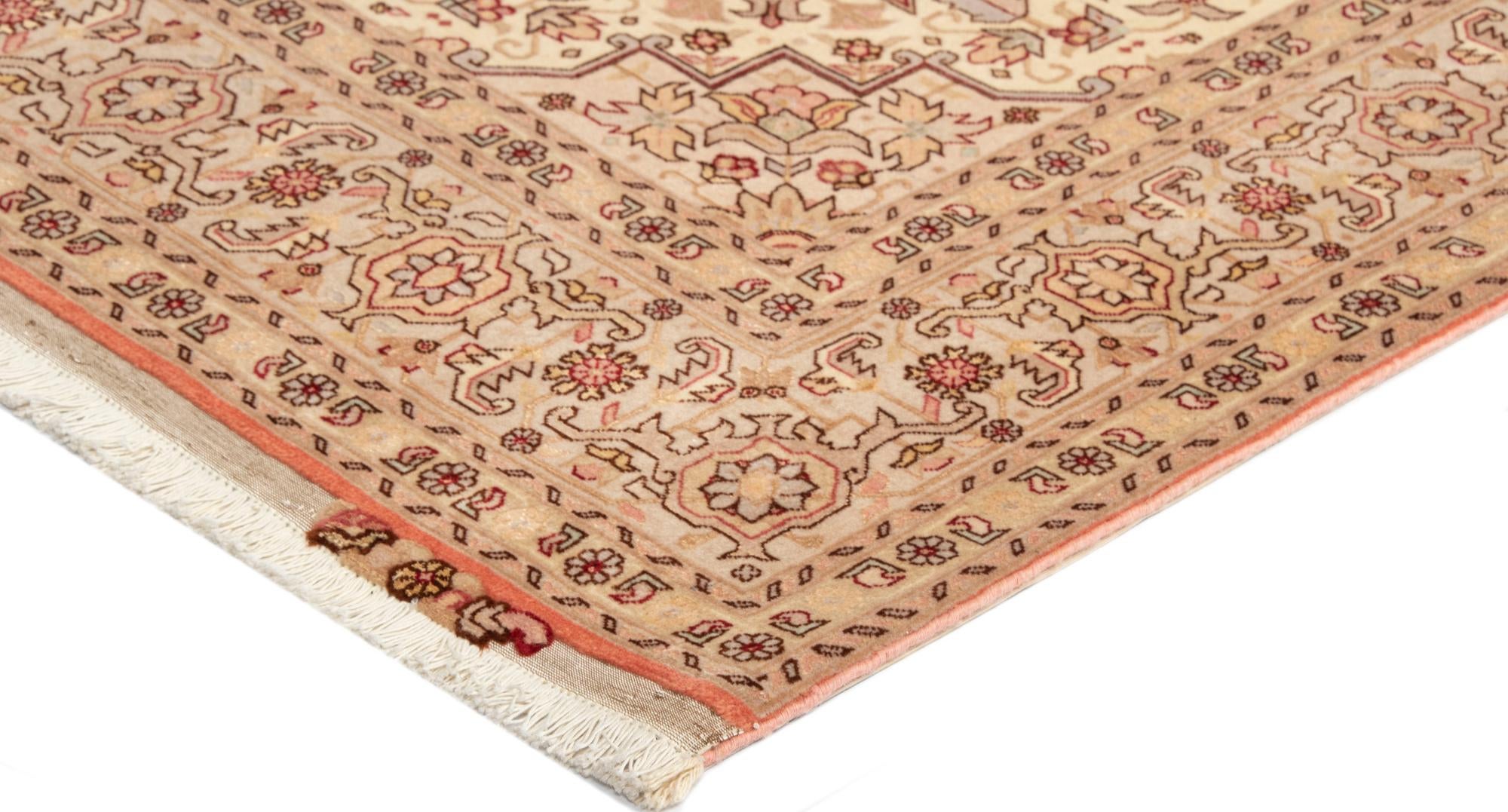 5' x 6' 11 Tabriz Rug