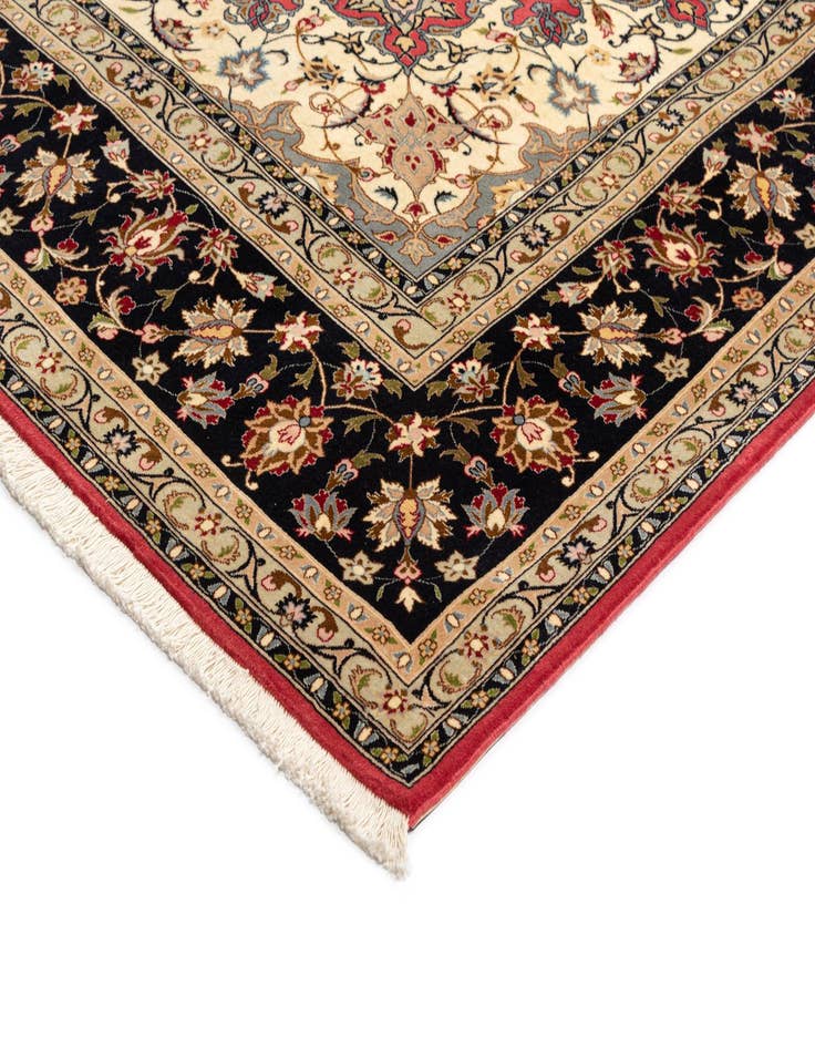 Detail image of 8' x 11' 8 Tabriz Rug