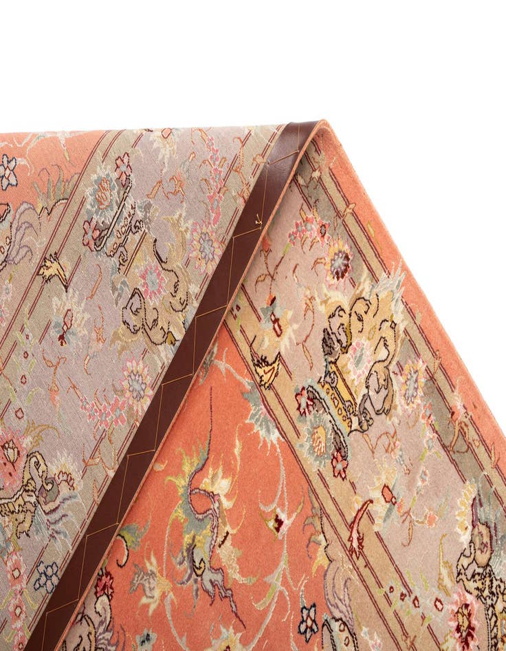 Detail image of 5' 2 x 6' 7 Tabriz Rug