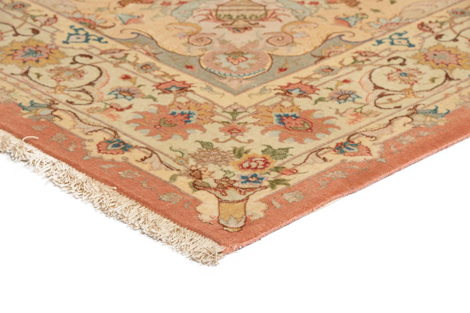 4' 11 x 7' Tabriz Rug