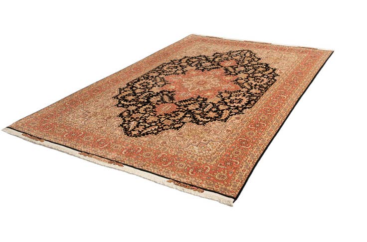 Detail image of 6' 8 x 10' 6 Tabriz Rug