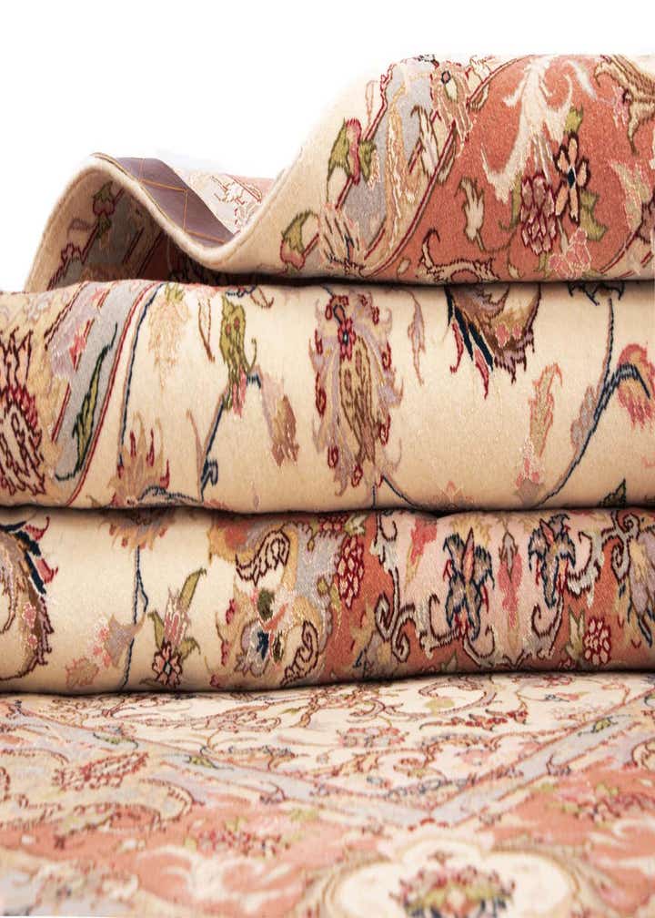 5' x 7' Tabriz Rug