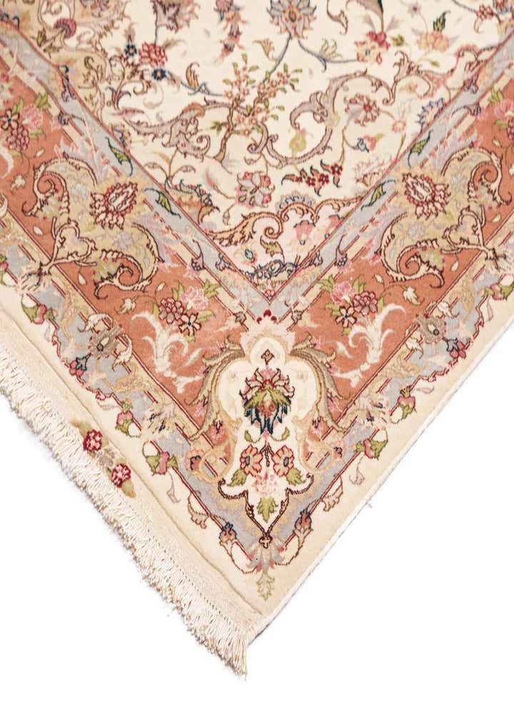 5' x 7' Tabriz Rug
