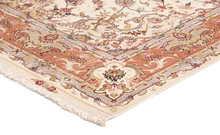 Detail image of 5' x 7' Tabriz Rug