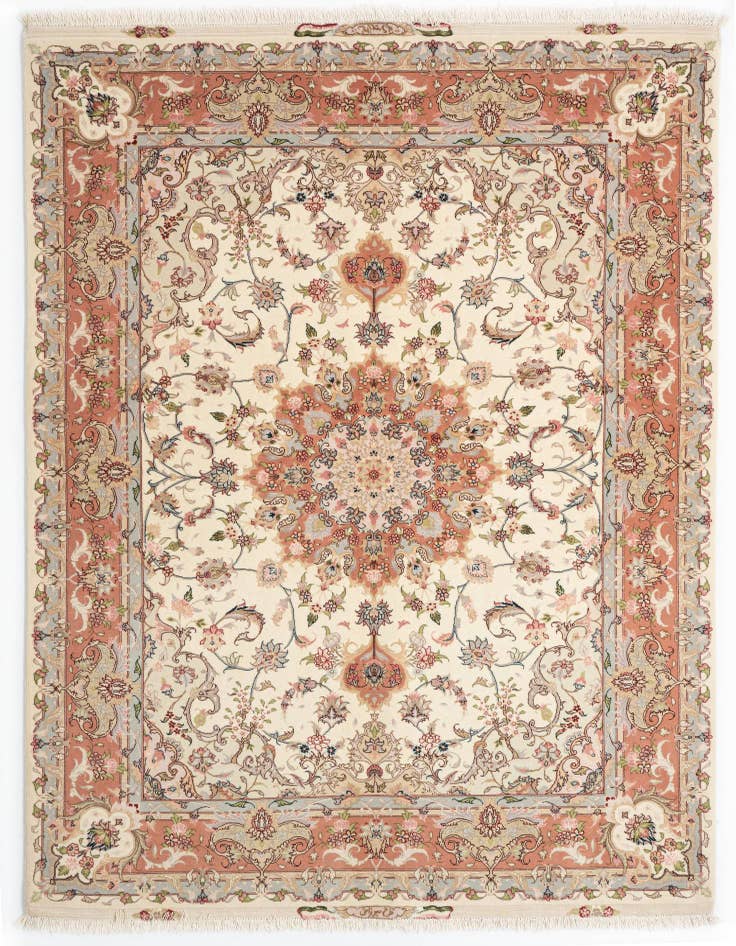 Detail image of 5' x 7' Tabriz Rug