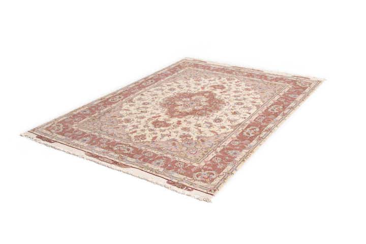4' 11 x 6' 10 Tabriz Rug