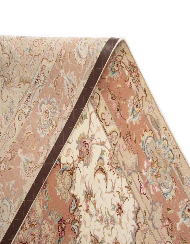 Detail image of 5' x 7' Tabriz Rug