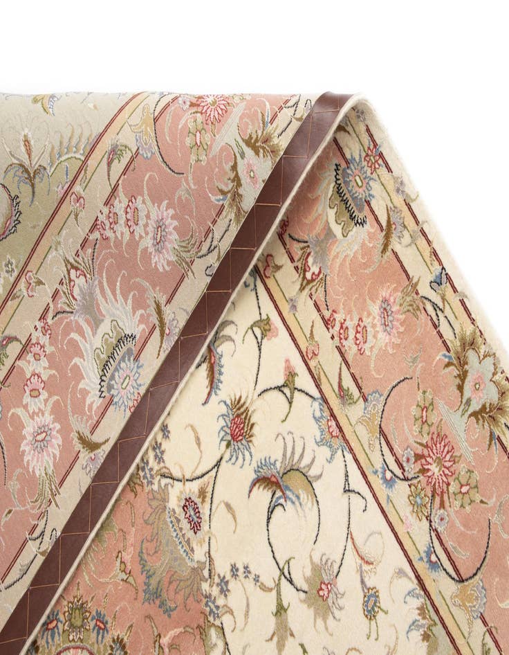 Detail image of 4' 11 x 6' 9 Tabriz Rug