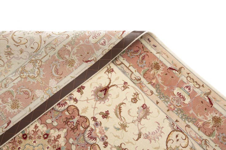 Detail image of 5' 1 x 7' Tabriz Rug