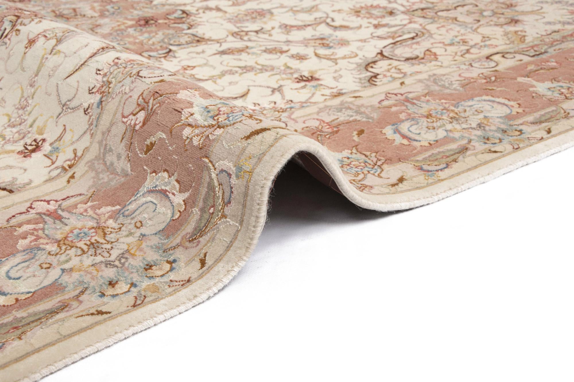 5' 1 x 7' 1 Tabriz Rug