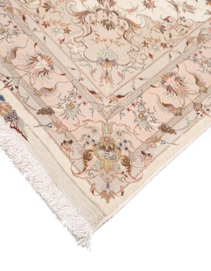 Detail image of 5' 1 x 7' 1 Tabriz Rug