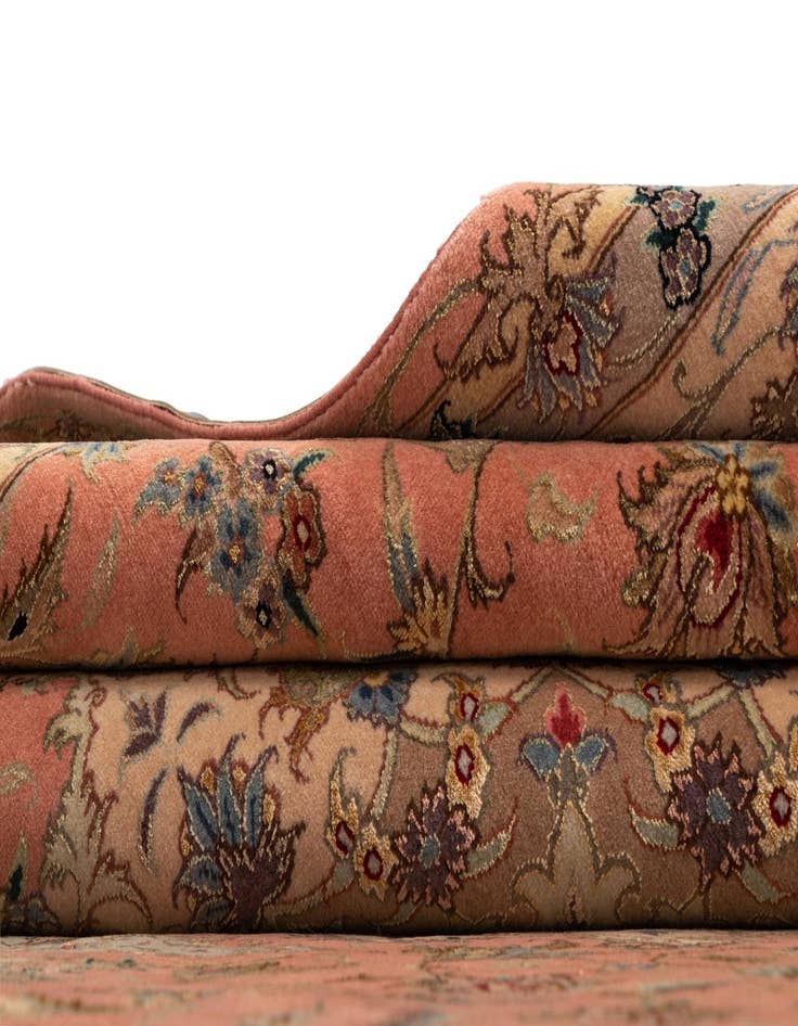 Detail image of 6' 5 x 10' 1 Tabriz Rug