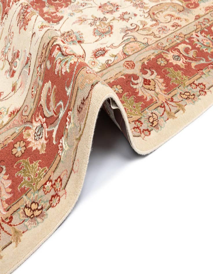 Detail image of 5' 9 x 8' 2 Tabriz Rug