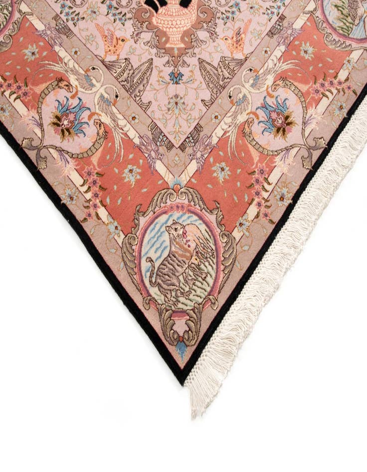 Detail image of 6' 6 x 9' 6 Tabriz Rug