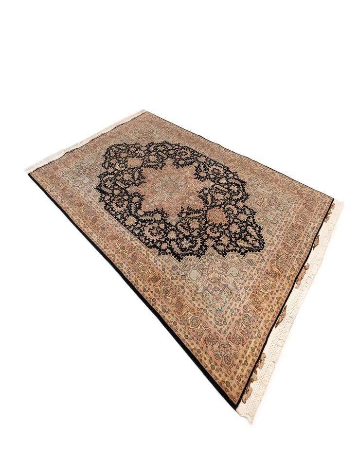 Detail image of 6' 7 x 9' 8 Hand Knotted Tabriz Persian Rug
