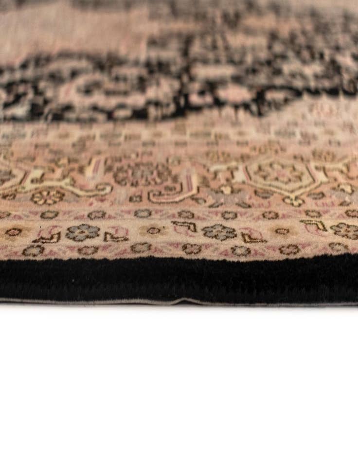 Detail image of 6' 7 x 9' 8 Hand Knotted Tabriz Persian Rug