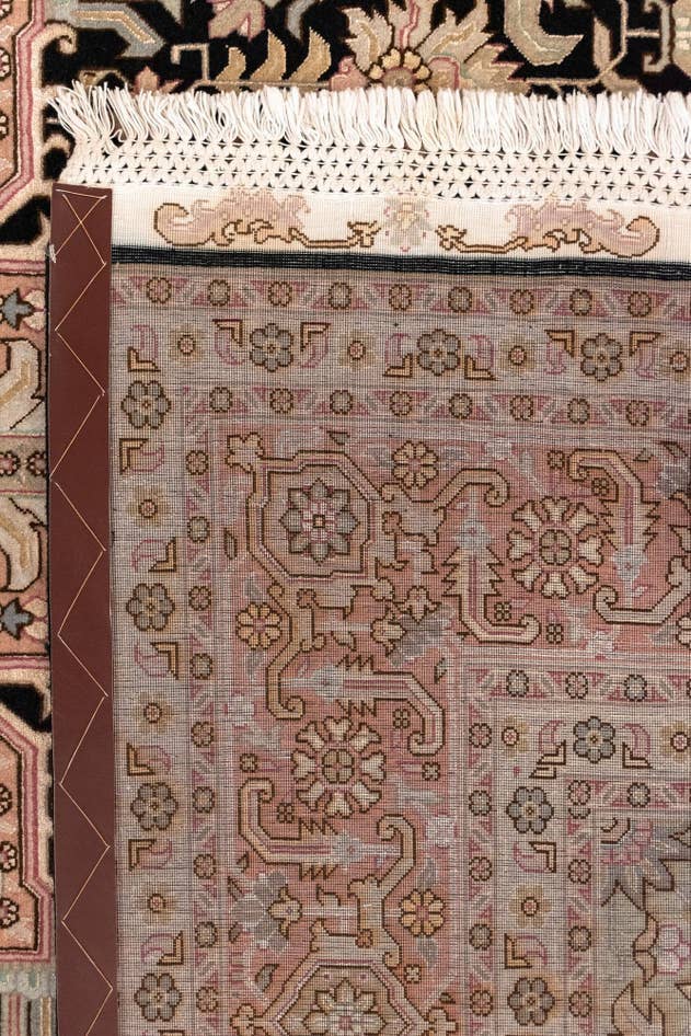 Detail image of 6' 7 x 9' 8 Hand Knotted Tabriz Persian Rug