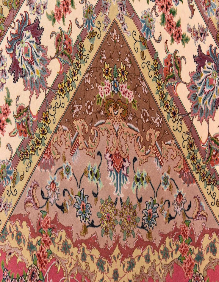 Detail image of 6' 5 x 10' 2 Hand Knotted Tabriz Persian Rug