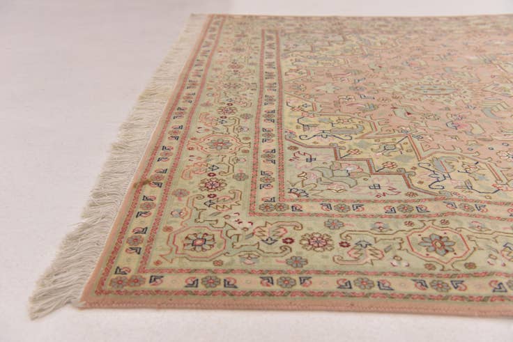 Detail image of 5' x 6' 7 Hand Knotted Tabriz Persian Rug