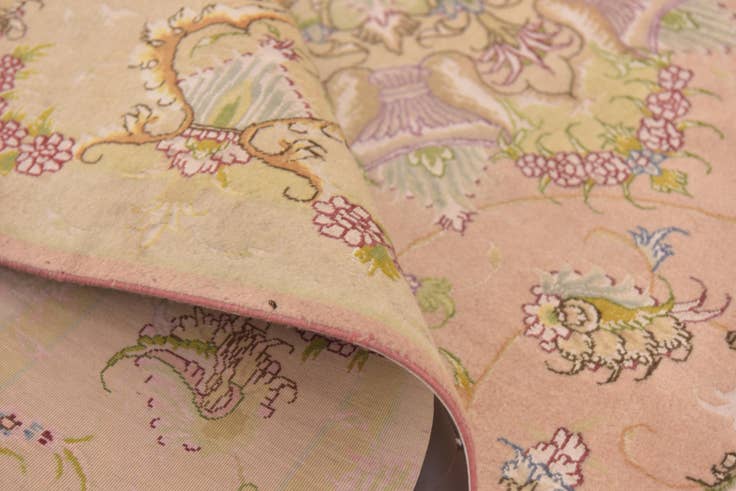 Detail image of 6' 9 x 10' 2 Hand Knotted Tabriz Persian Rug