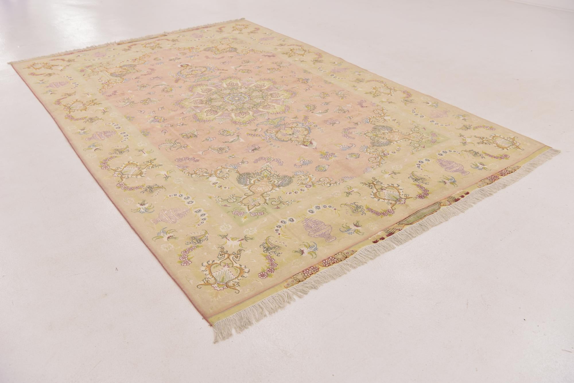 6' 9 x 10' 2 Hand Knotted Tabriz Persian Rug