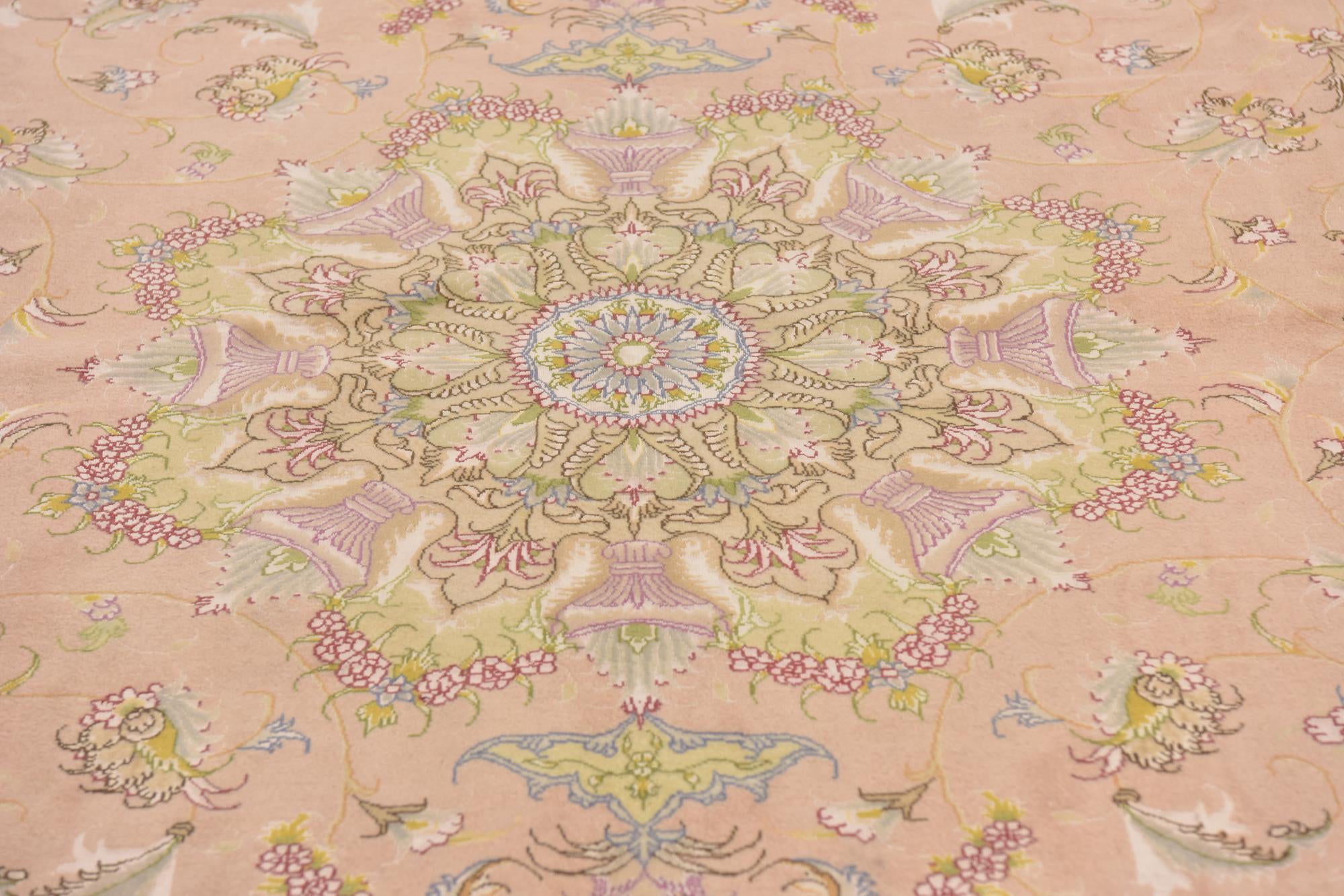 6' 9 x 10' 2 Hand Knotted Tabriz Persian Rug