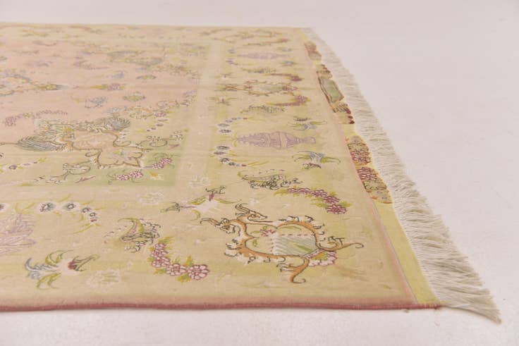 Detail image of 6' 9 x 10' 2 Hand Knotted Tabriz Persian Rug