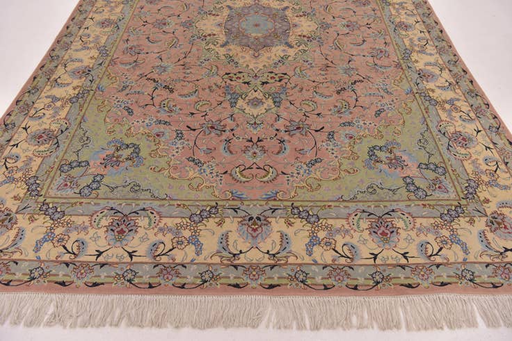 Detail image of 6' 6 x 9' 8 Hand Knotted Tabriz Persian Rug