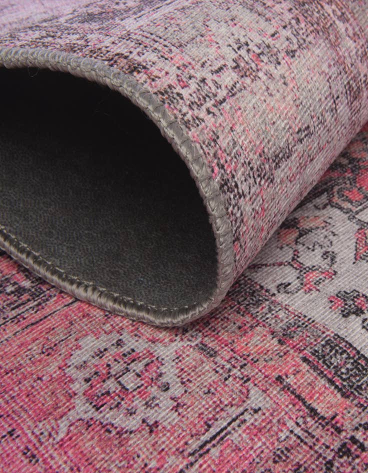 Detail image of 3' 6 x 5' 6 Washable Timeless Rug