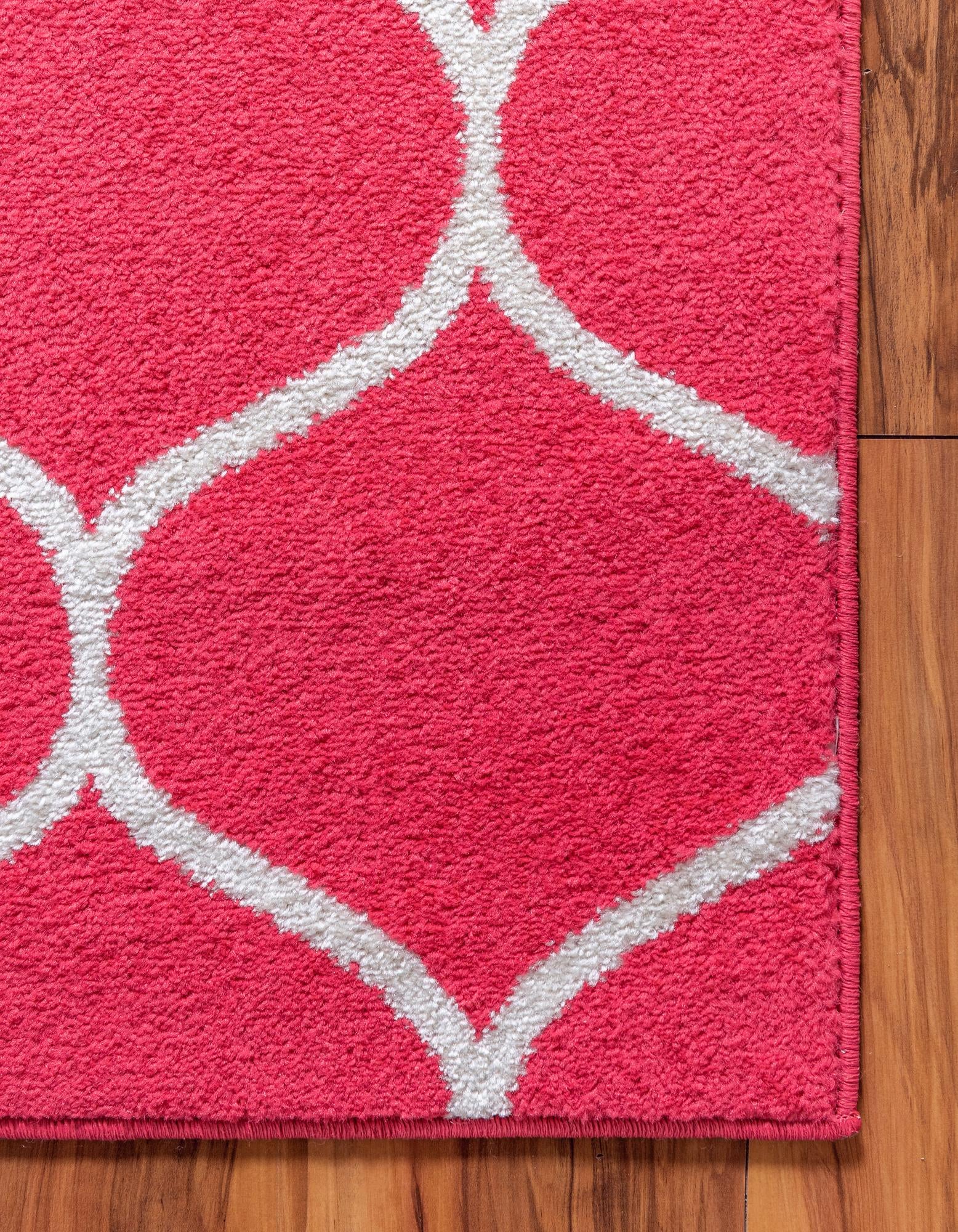 2' x 3' Trellis Frieze Rug