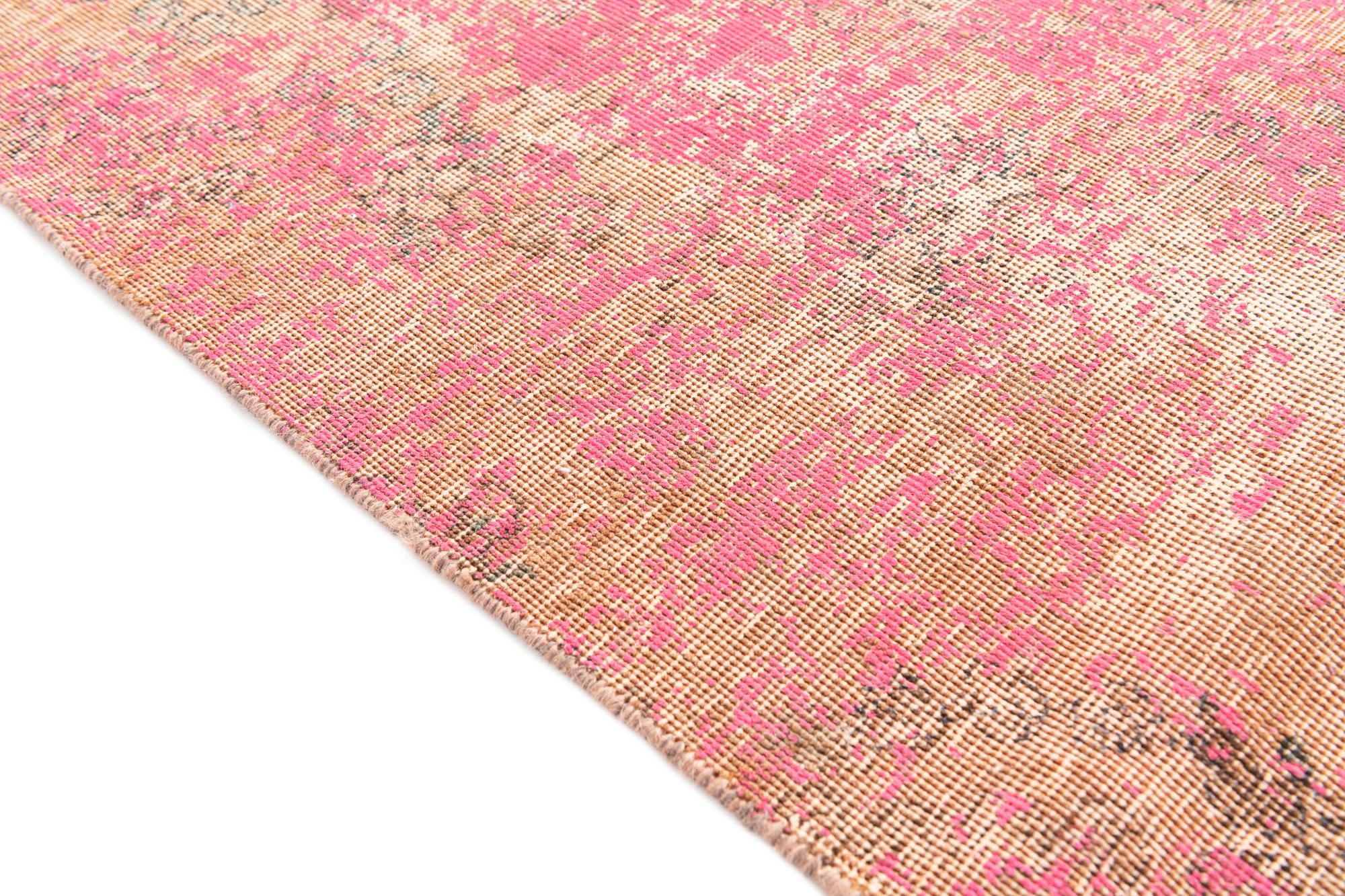 5' 9 x 9' Hand Knotted Ultra Vintage Persian Wool Rug