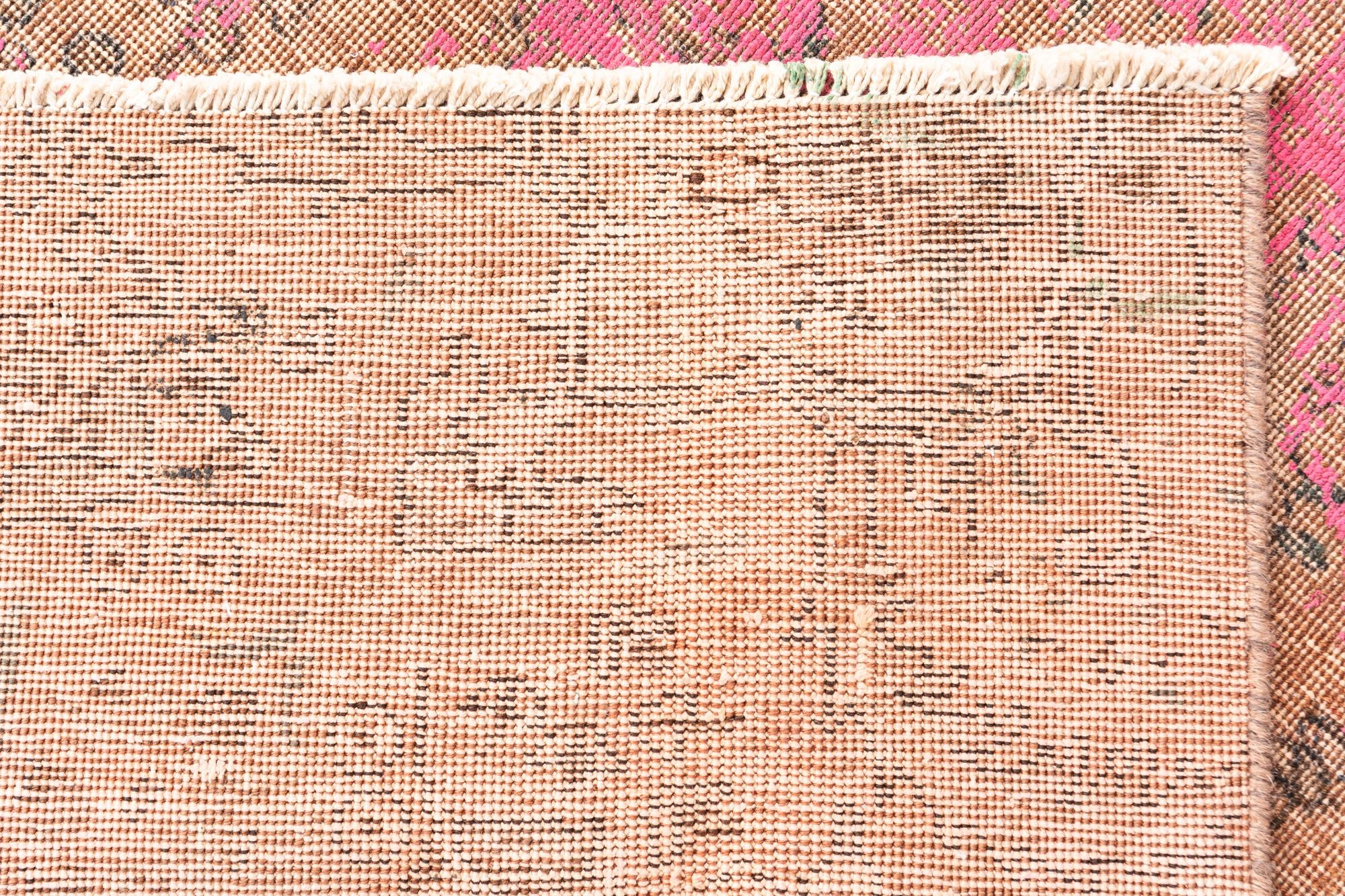 5' 9 x 9' Hand Knotted Ultra Vintage Persian Wool Rug