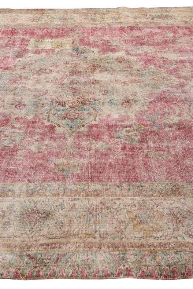 Detail image of 9' 8 x 12' 8 Hand Knotted Ultra Vintage Persian Wool Rug