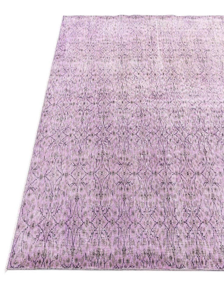 Detail image of 5' 11 x 9' 10 Ultra Vintage Wool Rug