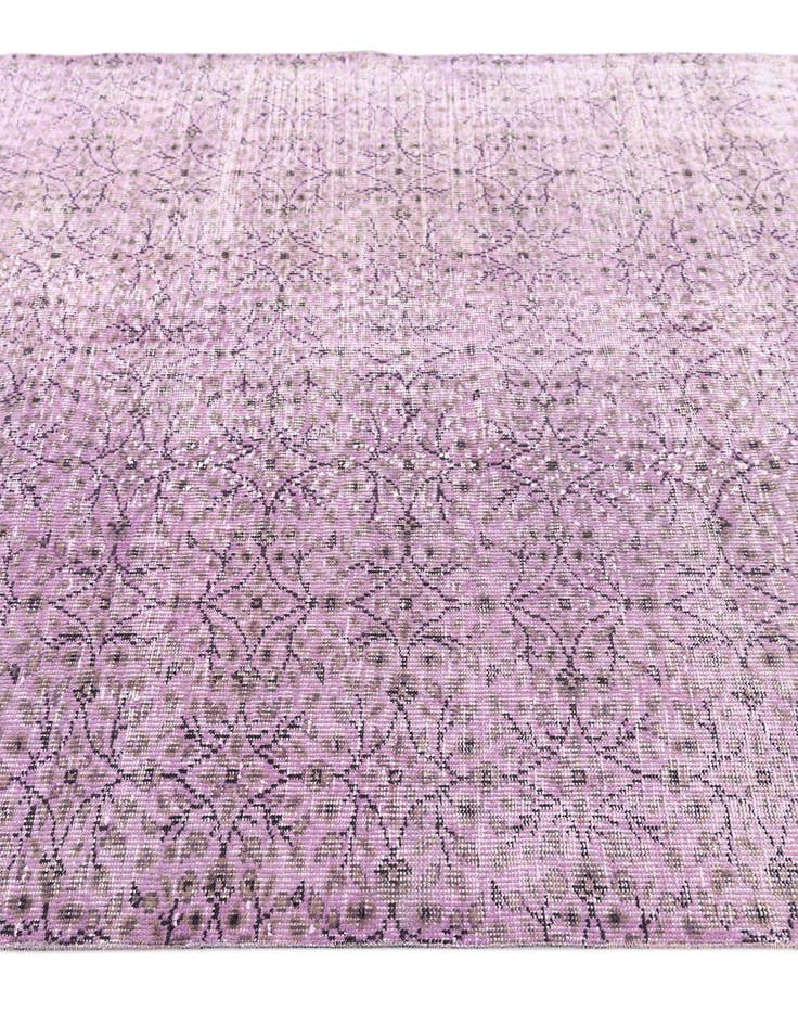 Detail image of 5' 11 x 9' 10 Ultra Vintage Wool Rug