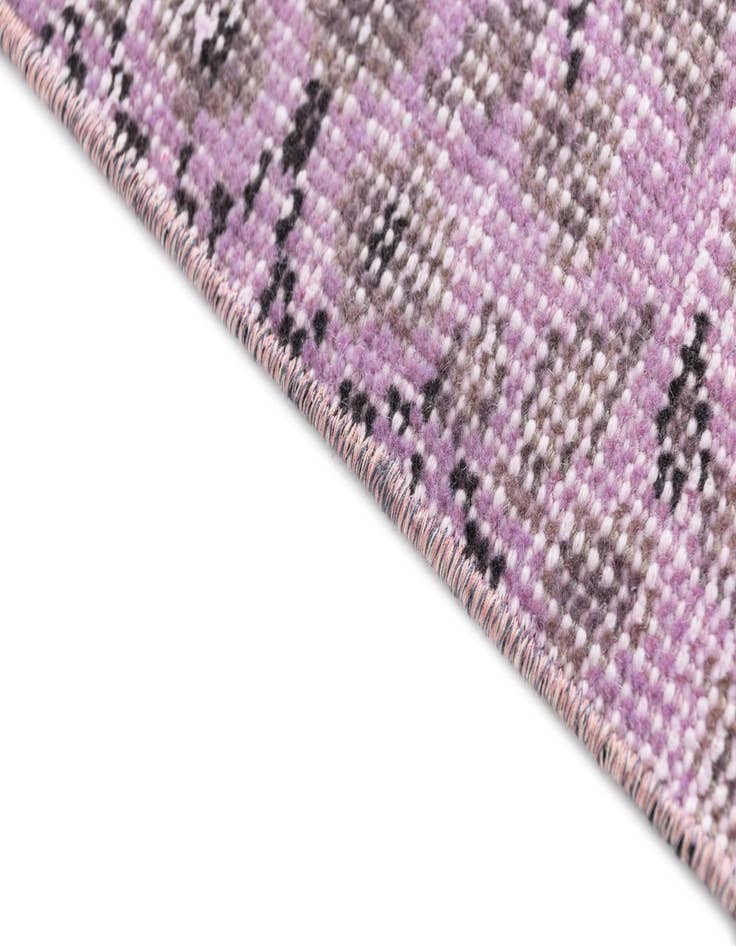 Detail image of 5' 11 x 9' 10 Ultra Vintage Wool Rug