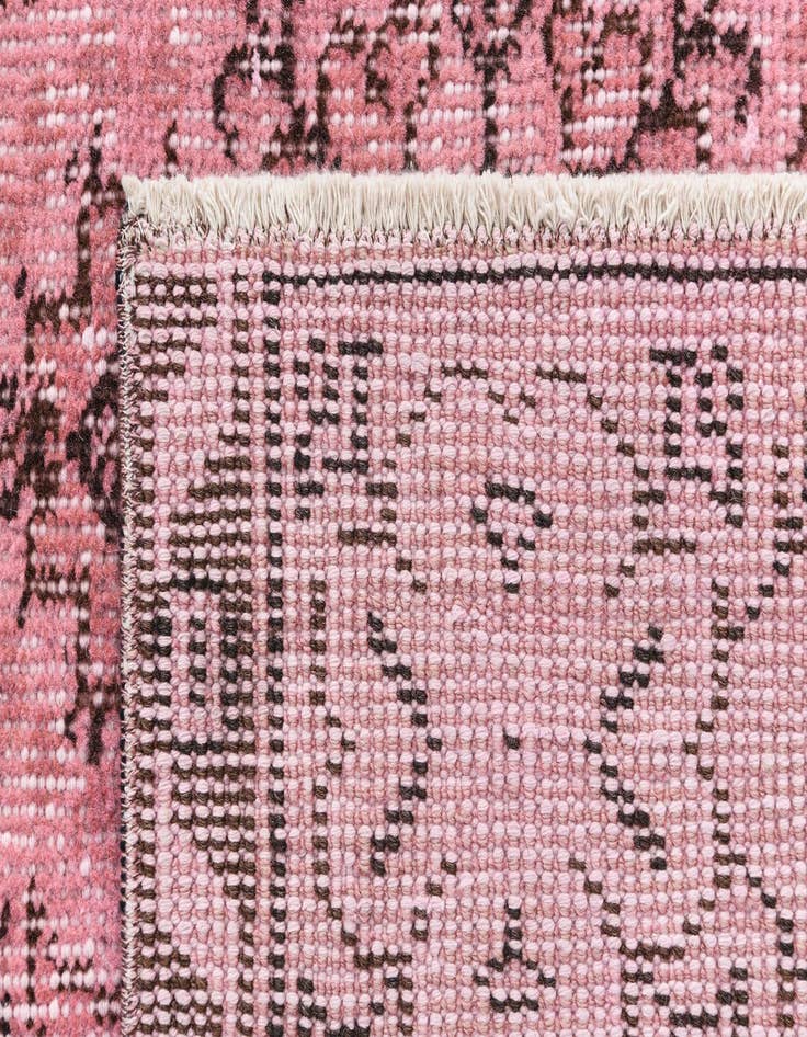 Detail image of 5' 11 x 9' 5 Ultra Vintage Wool Rug