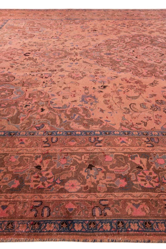 Detail image of 9' 5 x 12' 6 Hand Knotted Ultra Vintage Persian Wool Rug