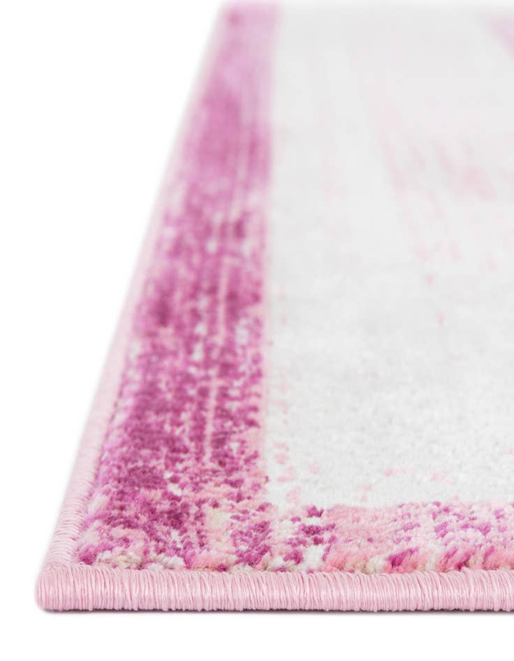 Detail image of 2' x 3' Uptown Yorkville Rug