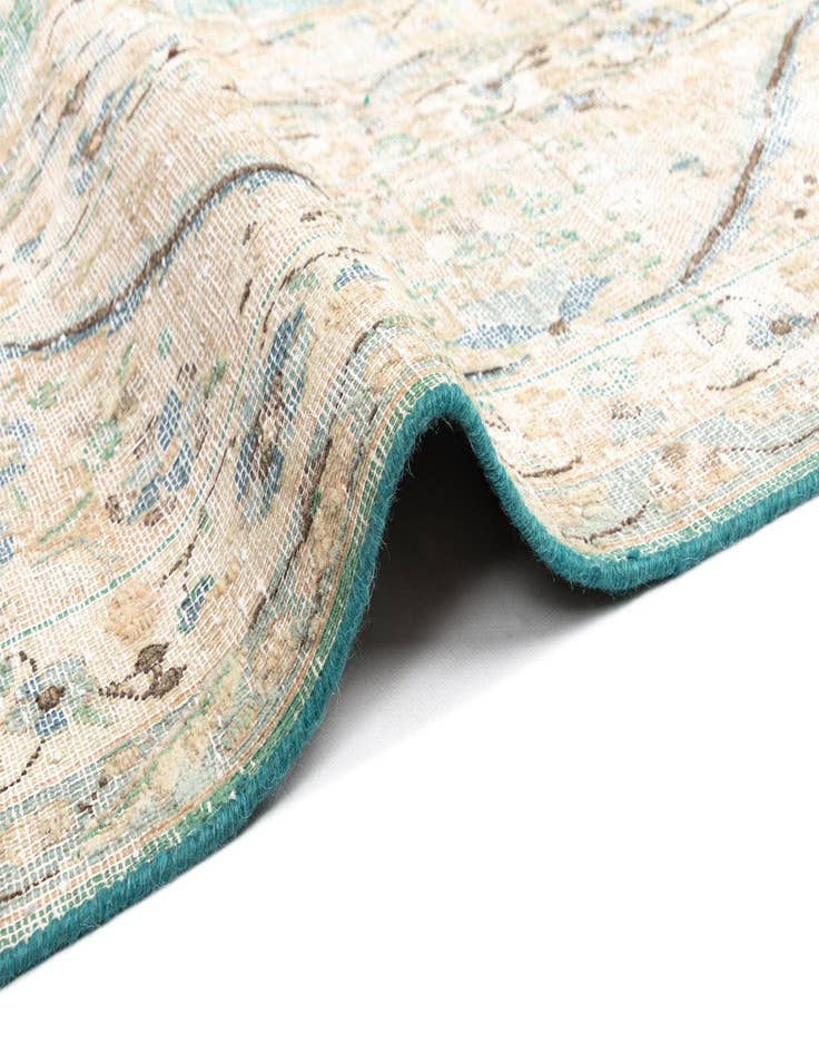 Detail image of 9' 9 x 12' 8 Vintage Royal Wool Rug