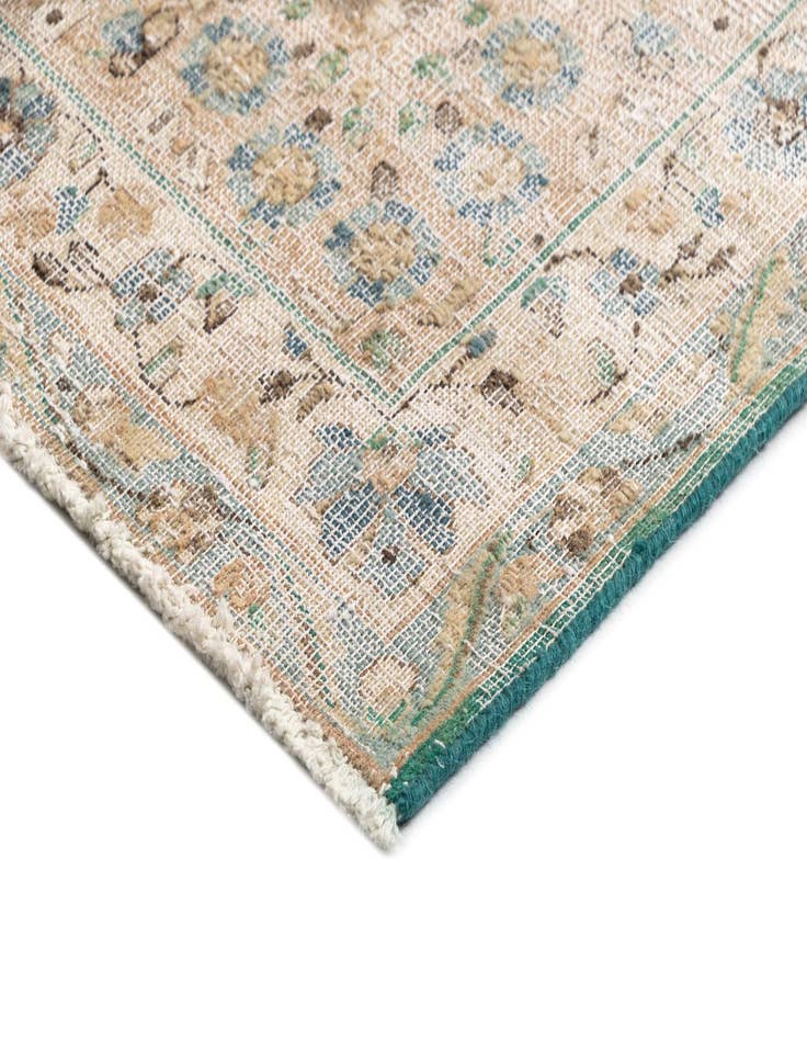 Detail image of 9' 9 x 12' 8 Vintage Royal Wool Rug