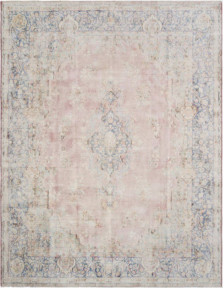 Detail image of 9' 10 x 12' 8 Vintage Royal Wool Rug