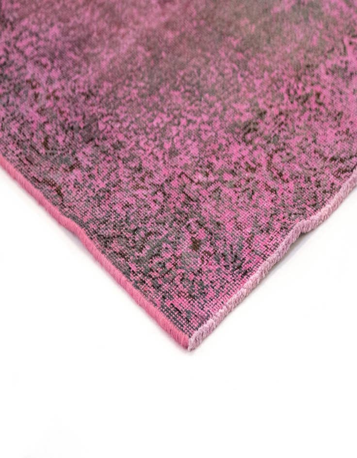 Detail image of 2' 8 x 19' Vintage Royal Wool Rug