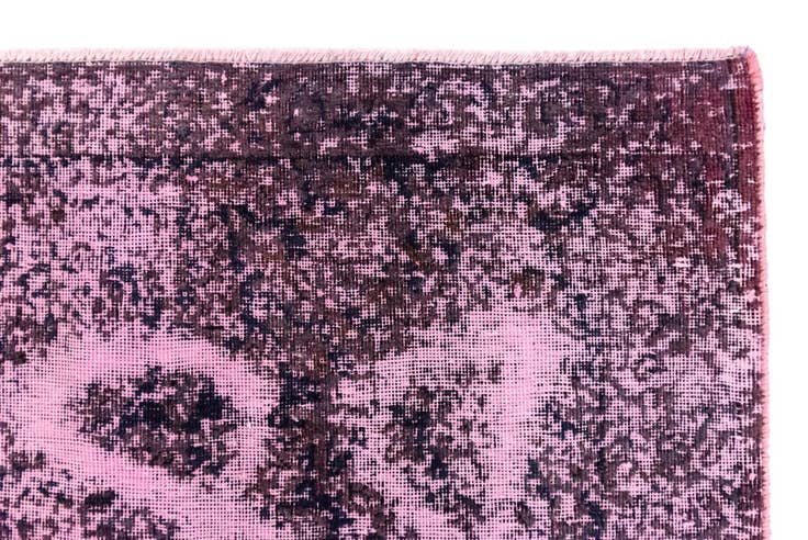 Detail image of 9' 11 x 13' 11 Vintage Royal Wool Rug